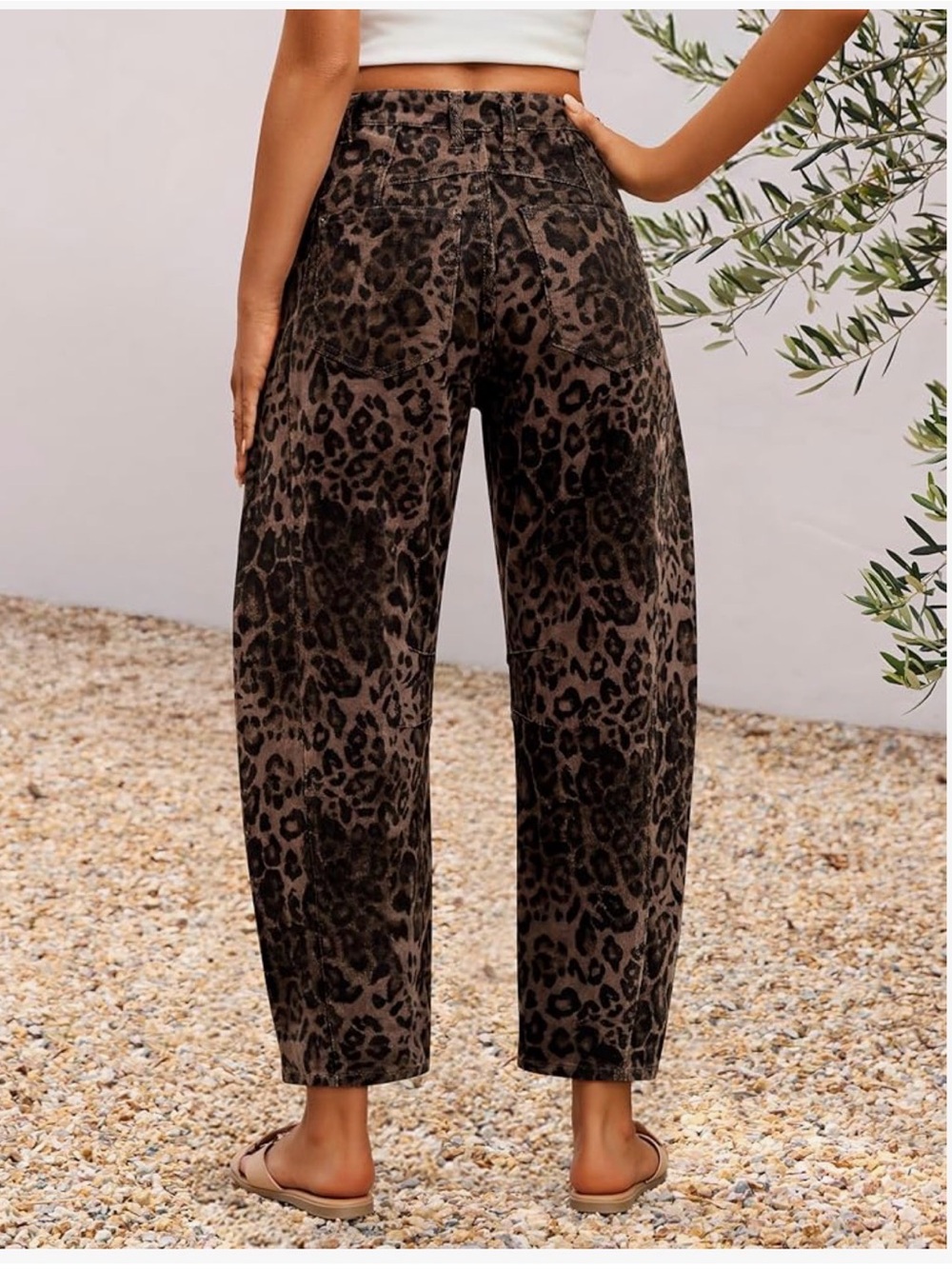 Leopard Print Wide-Leg Jeans - Brown - Picture 4 of 10